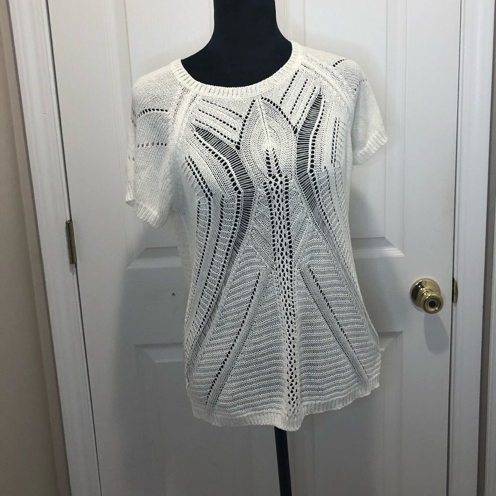 Fever short sleeve cream knit sweater top, size large
